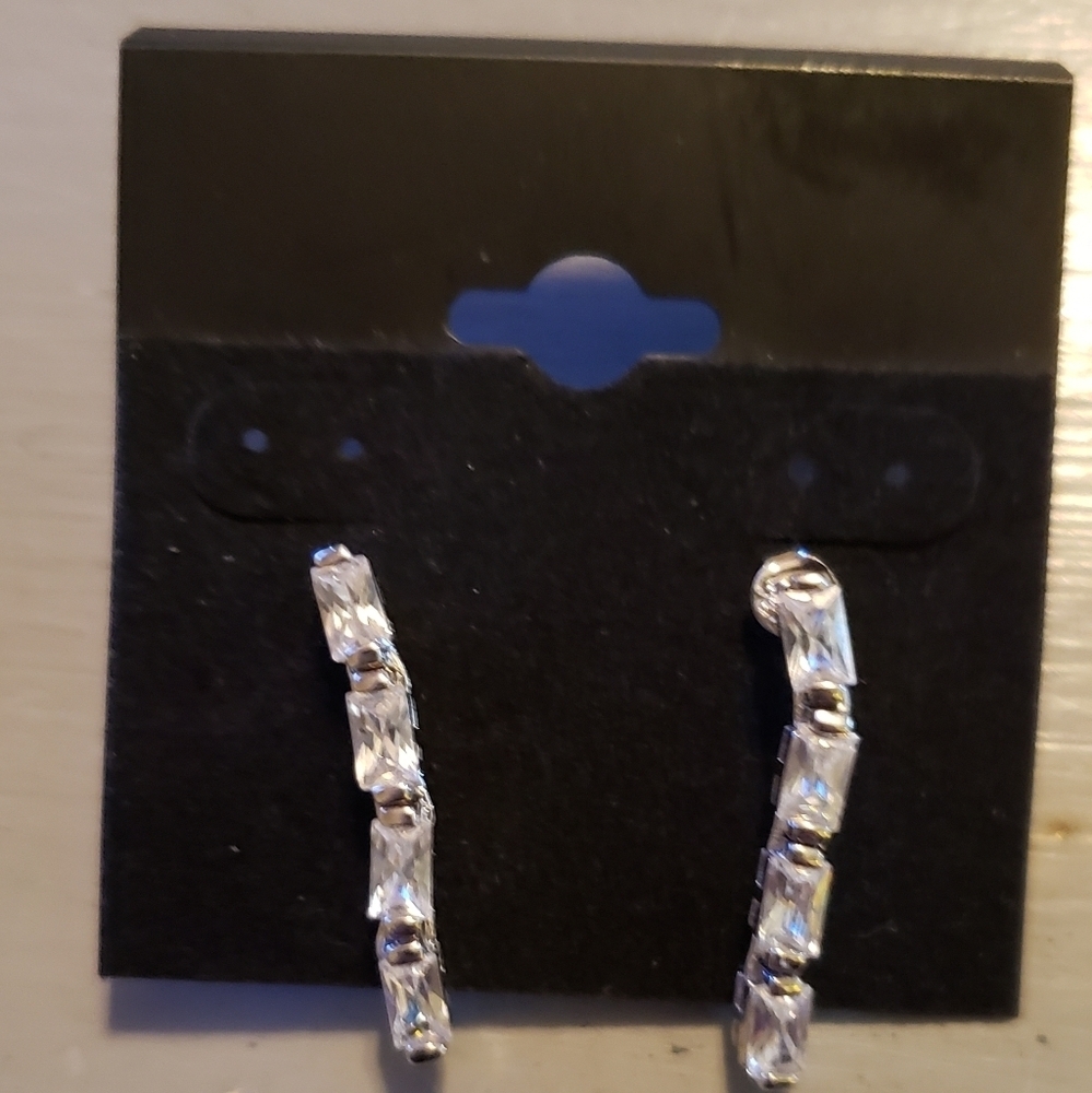 Sterling silver earrings - Picture 2 of 2